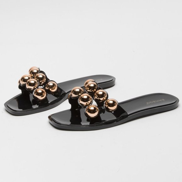 BAMBOO Shoes - Brand New   BAMBOO Bauble Jelly Womens Slide Sandals